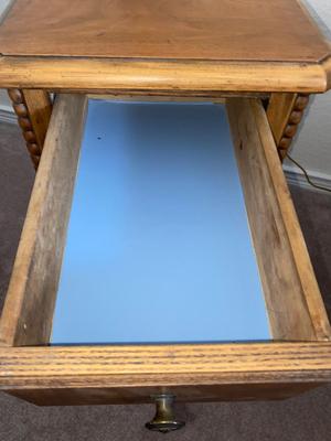 ANTIQUE 2 DRAWER NIGHT STAND AND GLASS GLOBE LAMP (2of2)