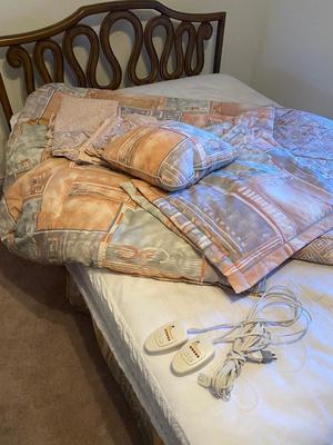 QUEEN BED COMFORTER SET WITH ELECTRIC HEATED MATTRESS PAD AND REGULAR MATTRESS PAD