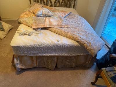 QUEEN BED COMFORTER SET WITH ELECTRIC HEATED MATTRESS PAD AND REGULAR MATTRESS PAD