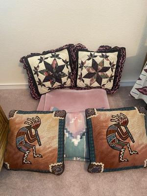 VELLUX BLANKET AND ACCENT PILLOWS