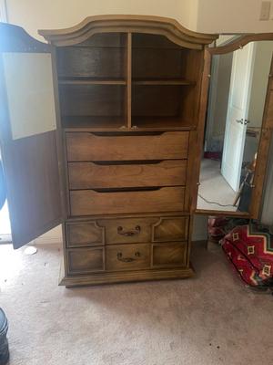 TOUR NAVACA BY STANLEY BEDROOM ARMOIRE