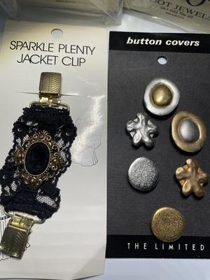 Fun set of jewelry