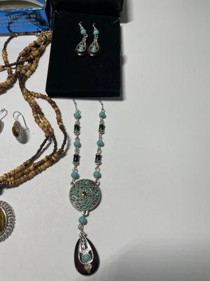 NIB Avon necklace & earrings sets