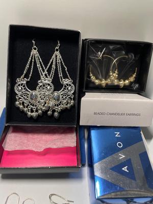 NIB Avon earrings