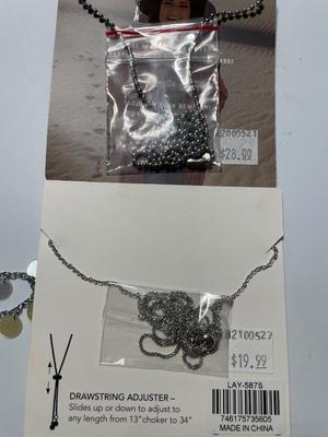 Assorted necklaces & bracelet