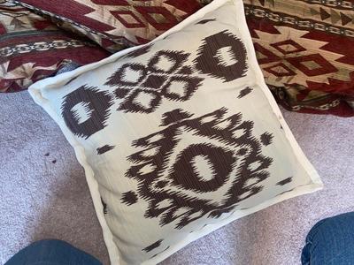 NEW REBA MCENTIRE QUEEN COMFORTER AND ACCENT PILLOWS