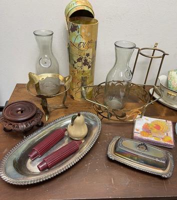 Various Kitchen / Dining Lot- Silver-plate, Display stands, Glass Plates, Napkins, Carafes, Casserole Holders