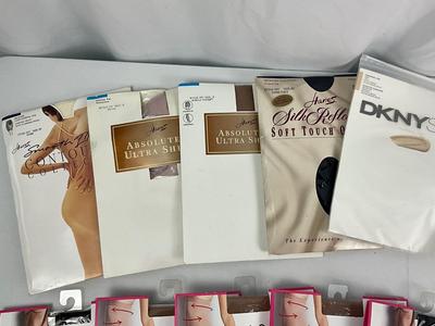 Lot J 323 NEW Spanx Pantyhose