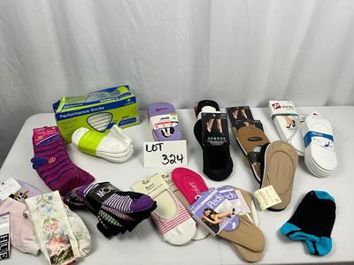 Lot J 324 Large Lot of Ankle Socks and No Show Socks
