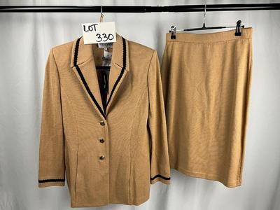 Lot K 330 NWT St. John Ladies Skirt Suit