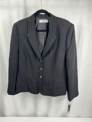Lot K 332 NWT Tahari Arthur S. Levine Ladies Dress Jacket