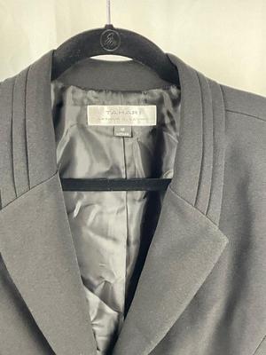 Lot K 332 NWT Tahari Arthur S. Levine Ladies Dress Jacket