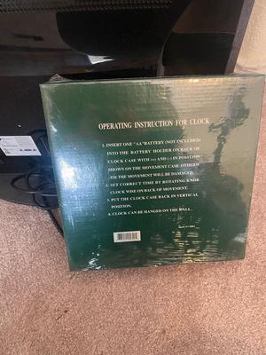 VIZIO 25” TELEVISION AND WALL CLOCK