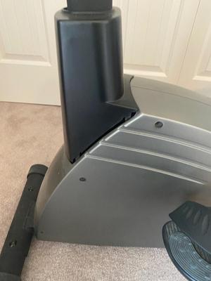 DIAMONDBACK 400U EXERCISE BIKE