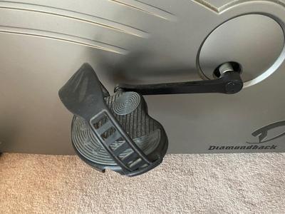 DIAMONDBACK 400U EXERCISE BIKE