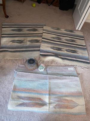 SOUTHWESTERN THEMED RUGS & DECOR