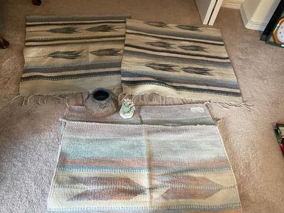 SOUTHWESTERN THEMED RUGS & DECOR
