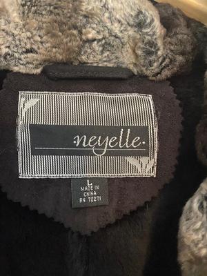 NEW LADIES LARGE NEYELLE JACKET