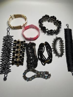10 stretch bracelets