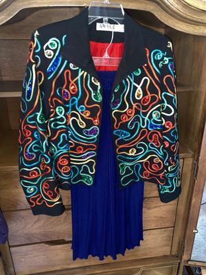 COLORFUL LADIES CLOTHING