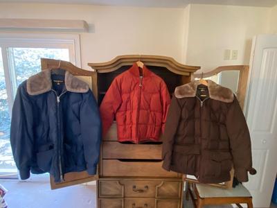 LIKE NEW MENS WESTERN STYLE TEMPCO DOWN FILLED COATS