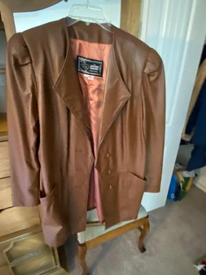 LADIES PANT SUIT, LEATHER JACKET AND BLAZER