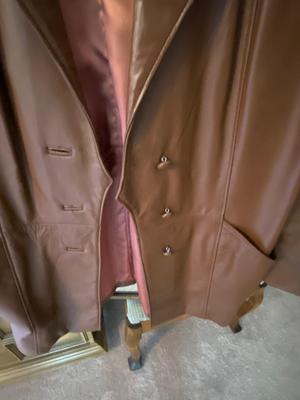 LADIES PANT SUIT, LEATHER JACKET AND BLAZER