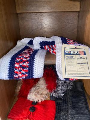 LADIES SCARVES