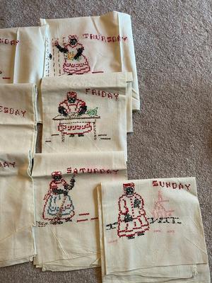 7 WEEK DAY CHORES EMBROIDERED TEA TOWELS