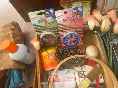 AN ARRAY OF DIFFERENT CRAFT ITEMS!