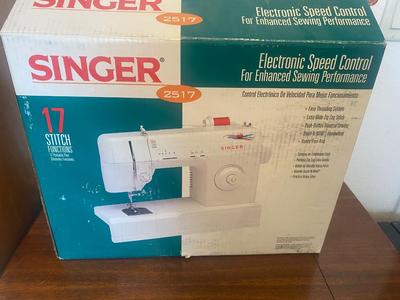 SINGER MODEL 2517 SEWING MACHINE