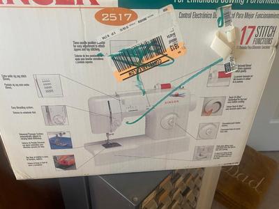 SINGER MODEL 2517 SEWING MACHINE