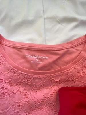LADIES, LARGE SIZE SHIRTS