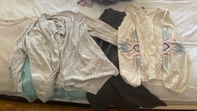 LADIES TOPS AND SKIRT