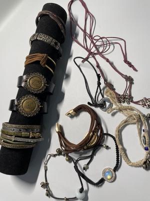 Leather/rope bracelets (10)