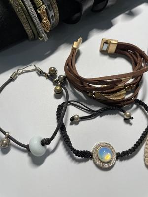 Leather/rope bracelets (10)