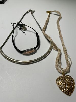 Necklaces & ankle bracelet