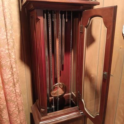 LOT 2: Ridgeway 1978 Limited Edition Grandfather Clock