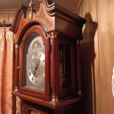 LOT 2: Ridgeway 1978 Limited Edition Grandfather Clock