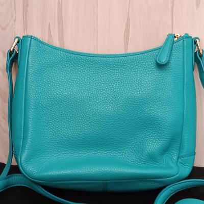 LOT 17: Vera Bradley Mini Vivian Blue Crossbody Bag with Cover & Silver-Tone Locket Bracelet