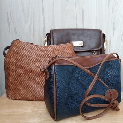 LOT 18: Fossil Weave Woven Handbag, Austin Designs Handbag & Capezio Crossbody Bag