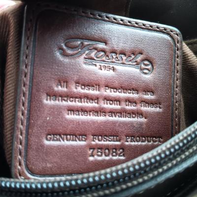 LOT 18: Fossil Weave Woven Handbag, Austin Designs Handbag & Capezio Crossbody Bag