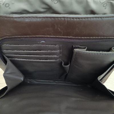 LOT 18: Fossil Weave Woven Handbag, Austin Designs Handbag & Capezio Crossbody Bag