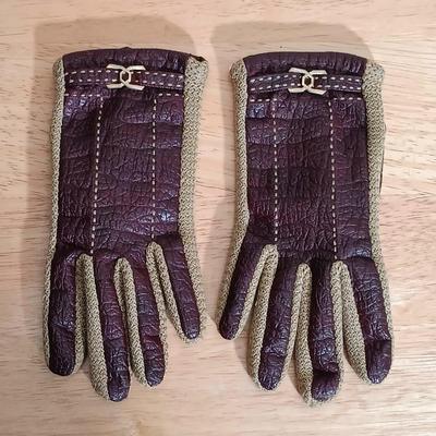 LOT 21: Biagi Leather Key Wallet, Ralph Lauren Wristlet, Brighton Wallet, Etienne Aigner Pen & More