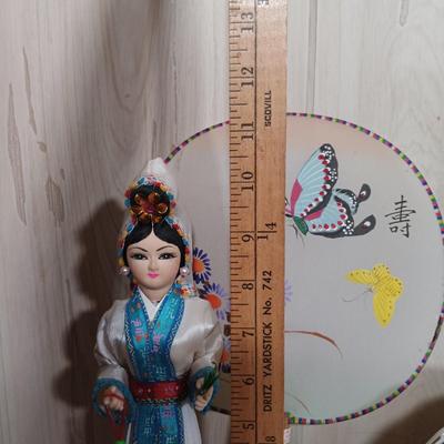 LOT 25: Vintage Ichimatsu Doll, Imari-Style Japanese Fan Dish, Handpainted Fans & More