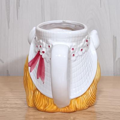 LOT 26: Vintage Jim Henson Muppets Sigma Taste Setter Miss Piggy Ceramic Vase and Mug with Kermit the Frog Dish