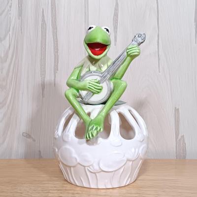 LOT 26: Vintage Jim Henson Muppets Sigma Taste Setter Miss Piggy Ceramic Vase and Mug with Kermit the Frog Dish