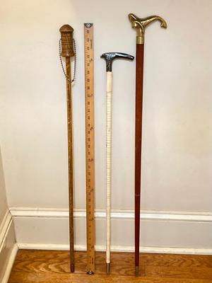 LOT 184: Vintage Walking Sticks/Canes: Brass Handled Mermaid, Stacked Horn/Antler Rings & Wooden