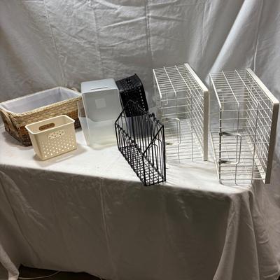 Mixed Lot Woven, Metal, Plastic Storage Baskets (1018CR-ES)