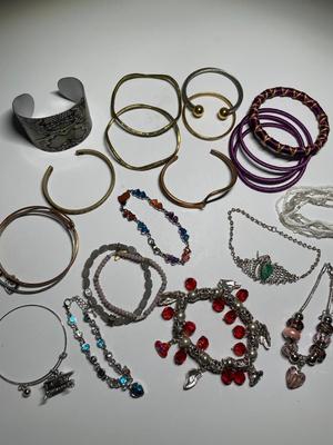Bracelet assortment